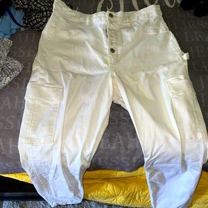 White American Eagle Cargo Jeans